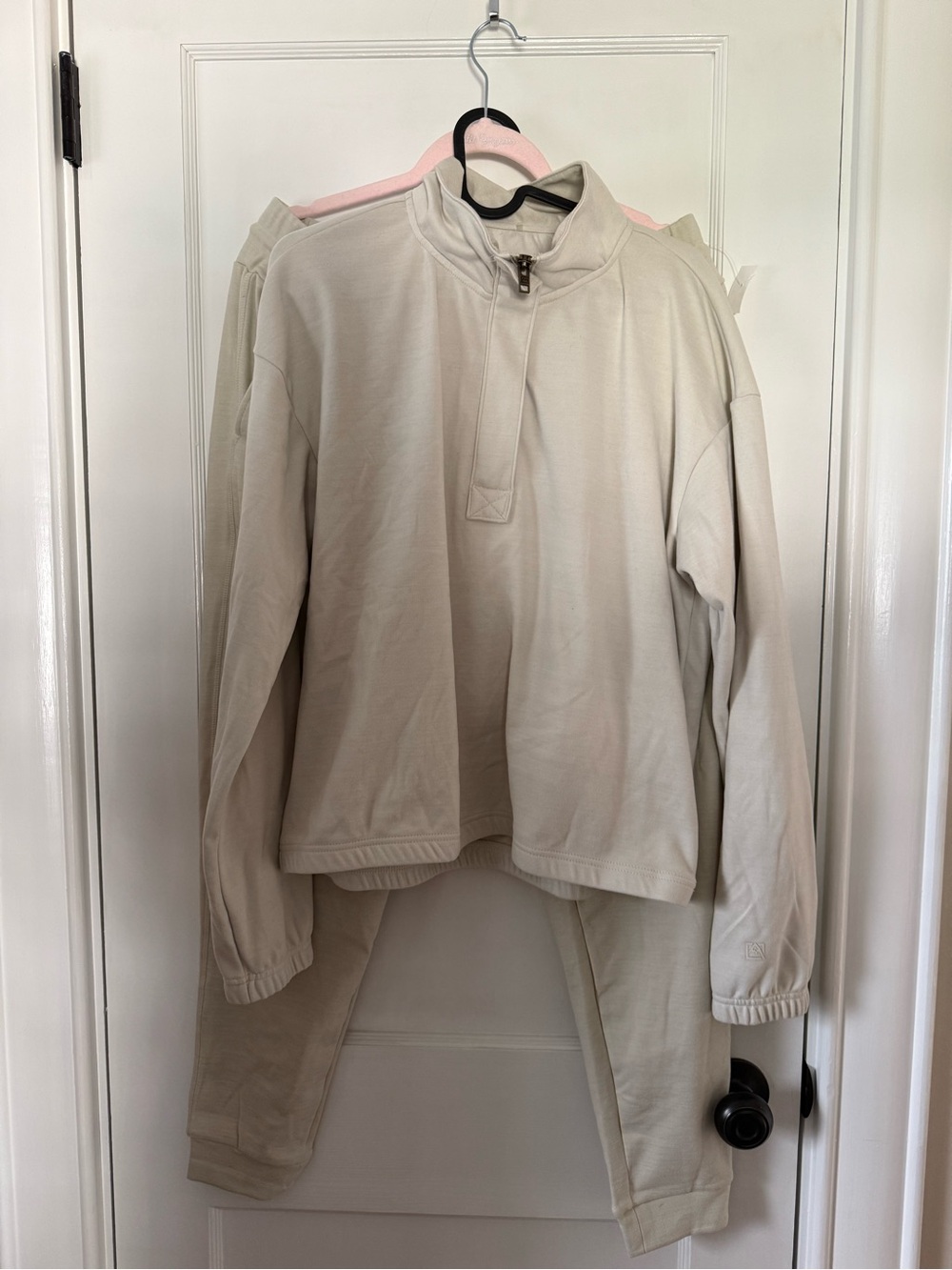 Avalanche Jogger Set NWOT